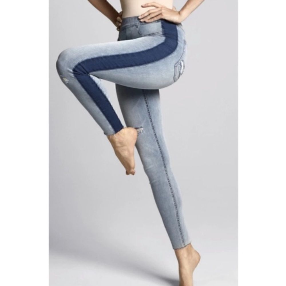 SPANX DISTRESSED RAW HEM SIDE PANEL SKINNY JEANS SIZE SMALL - Picture 2 of 10